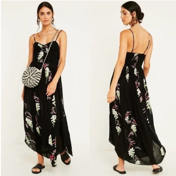 FREE PEOPLE 🖤 ‘Beau’ Floral Print Smocked Maxi Dress - Picture 4 of 16